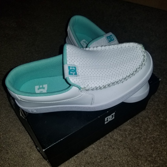 dc slip on shoes womens